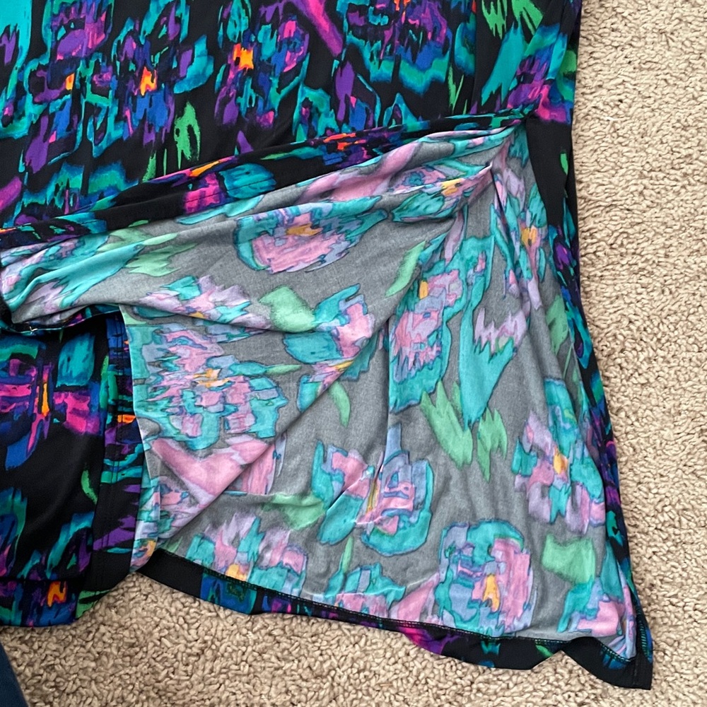 Beverly Drive 16-18 Colorful Skirt with Side Slits - Picture 2 of 5